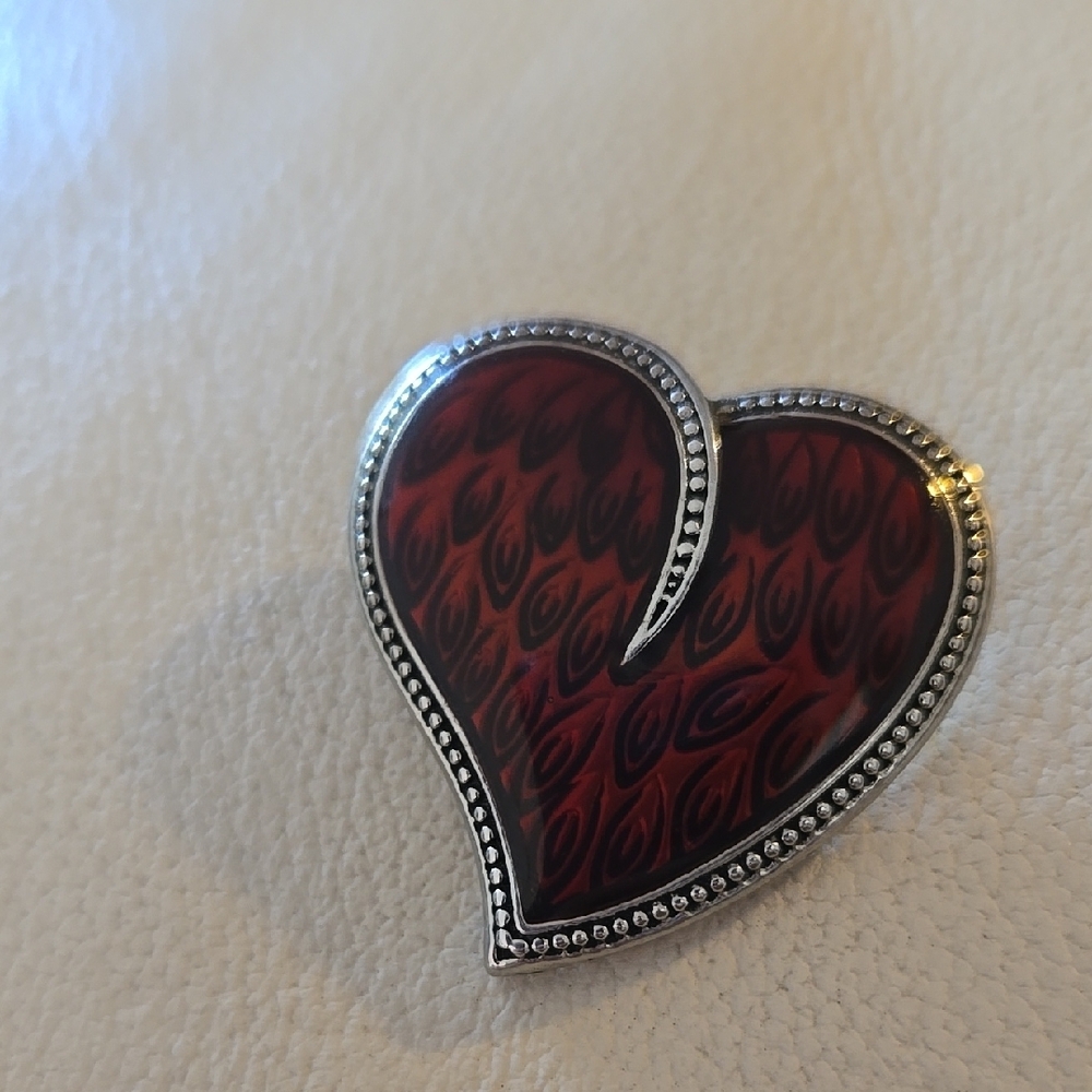 Lia Sophia Red and Black Heart Pendant ❤️